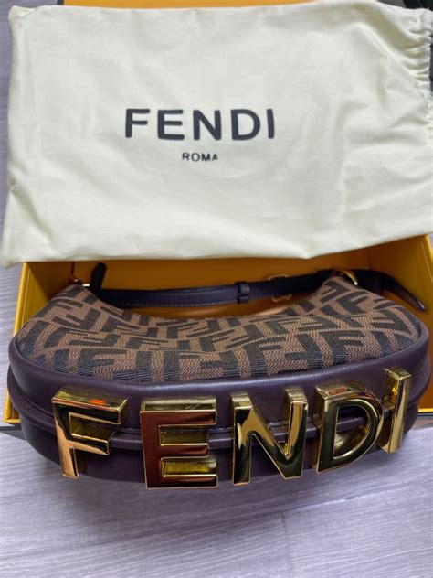 fendi taschenriemen|CarryAll Vibe MM .